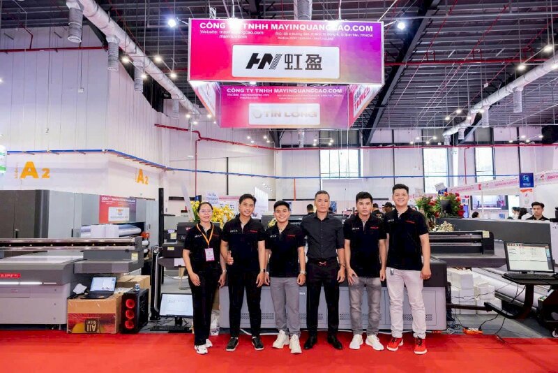 Team Công ty TNHH MayInQuangCao.Com tại sự kiện VietAd 2024 - Bình Dương - Ảnh: 11