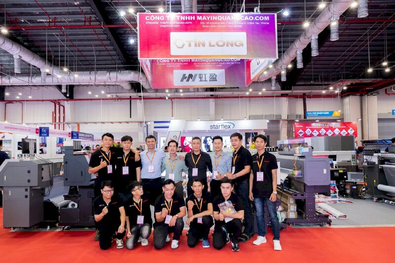 Team Công ty TNHH MayInQuangCao.Com tại sự kiện VietAd 2024 - Bình Dương - Ảnh: 13