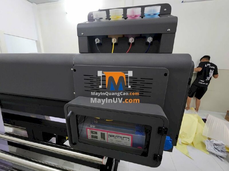 Máy in quảng cáo khổ 2m5 HongYing